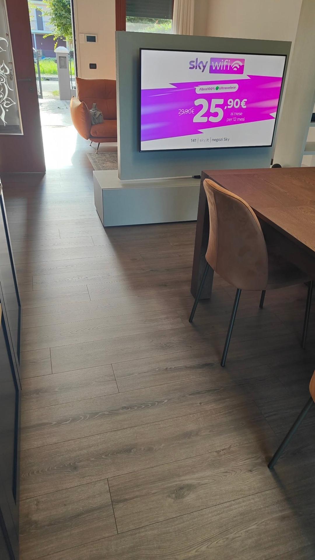 LAMINATO ANCHE IN BAGNO
