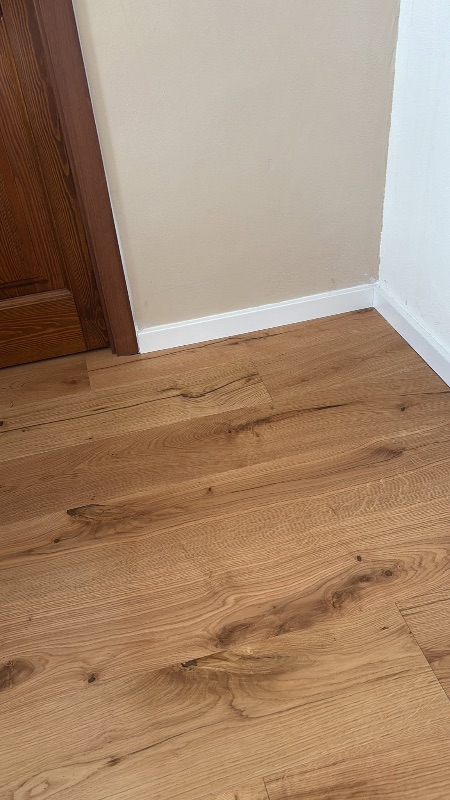 Foto reale di pavimento Parquet colore rovere MEG Parquet — casa reale della community Casa Match