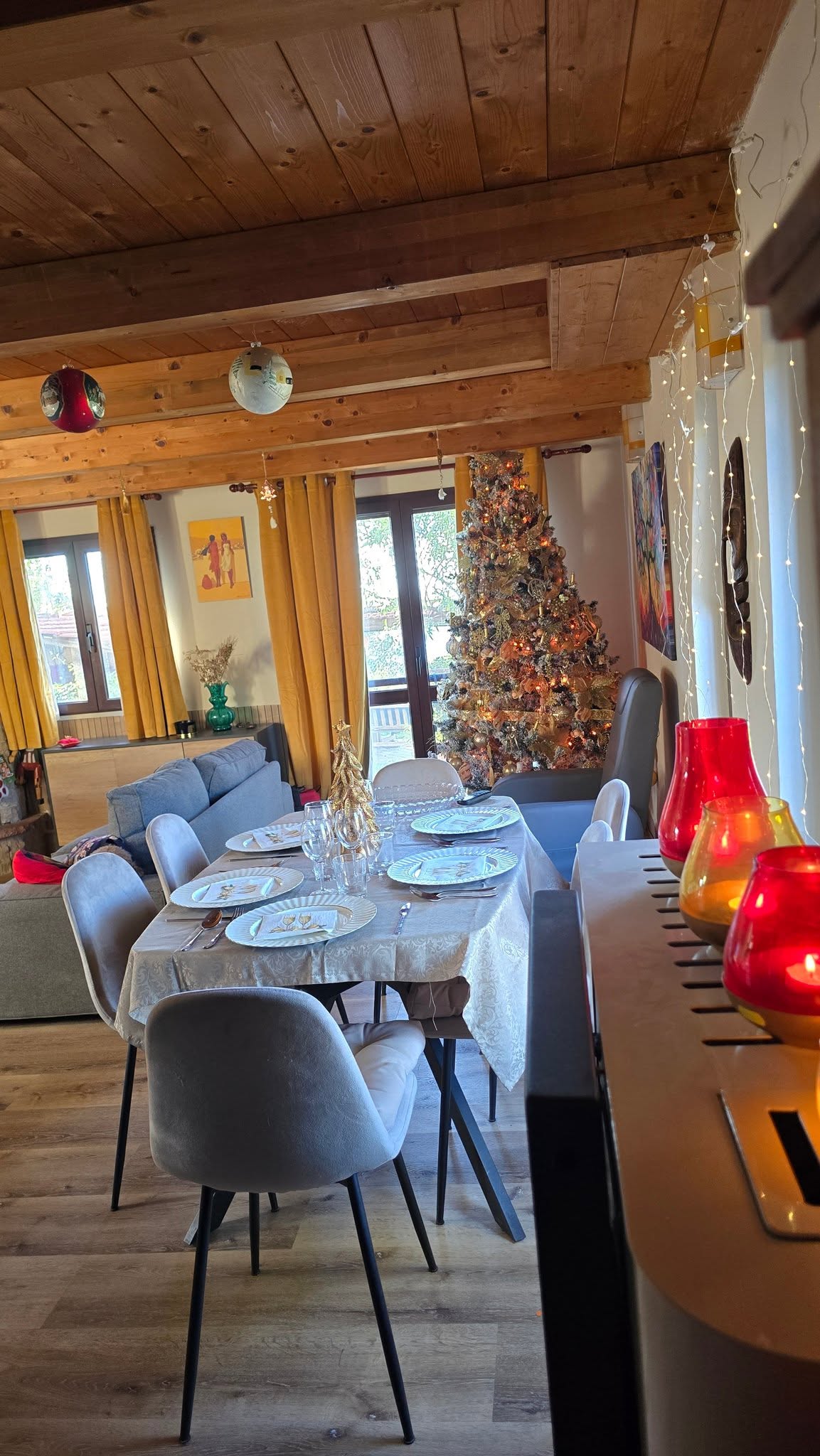 55 in una casa reale · NA