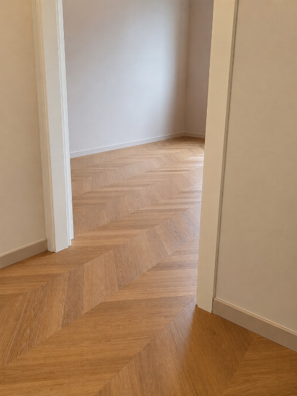 Foto reale di pavimento SPC colore gomma maculata Aspecta Spina — casa reale della community Casa Match