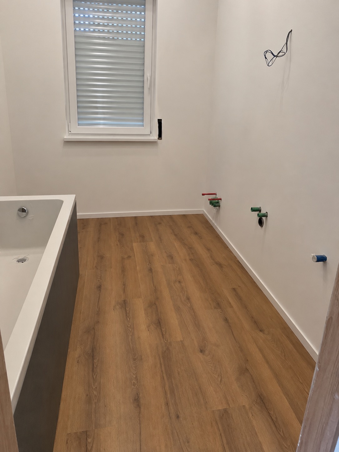 Foto 1 di SPC Pergo fai da te, perfetto in bagno